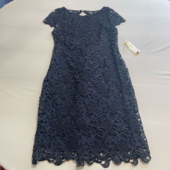 Alice + Olivia Clover Lace Back Cutout Dress 8 Navy Blue Mini Cocktail Party NEW - Picture 2 of 11
